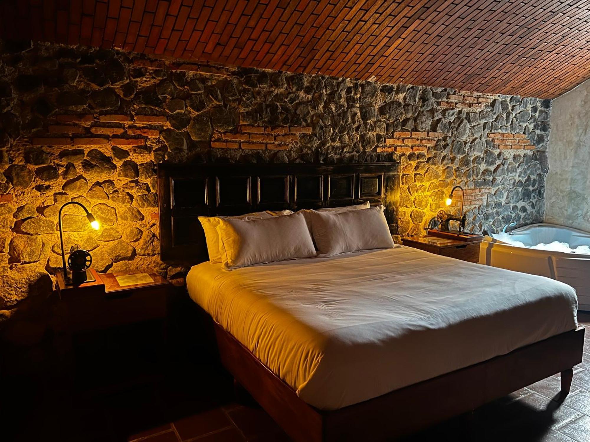 Le Suisse Spa Santa Lucía Milpas Altas Exterior photo