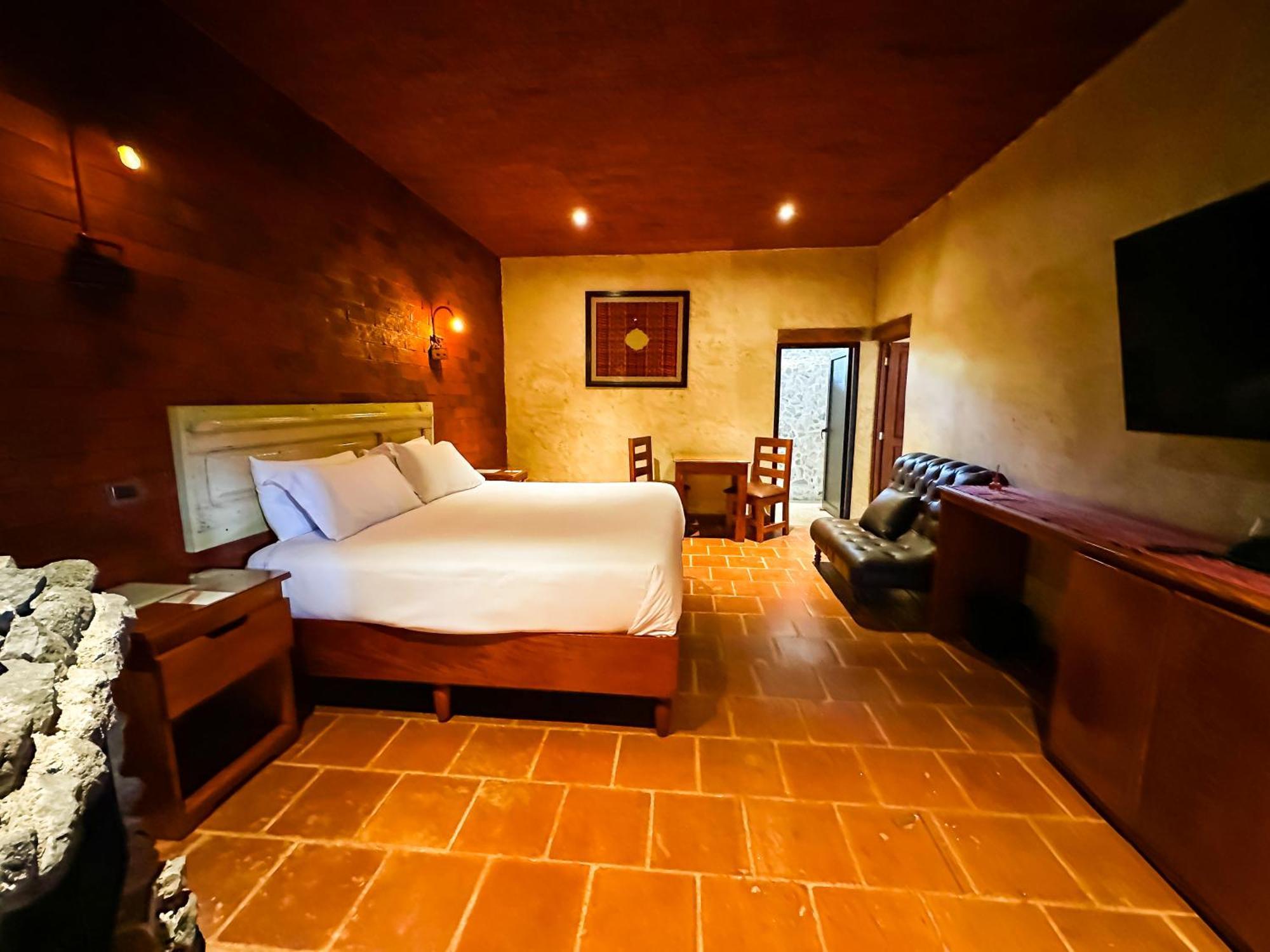 Le Suisse Spa Santa Lucía Milpas Altas Exterior photo
